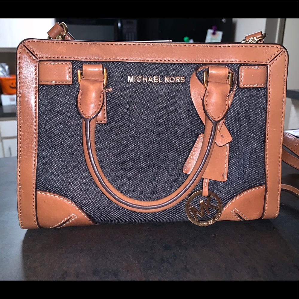 Michael Kors Cross-body/ Handheld